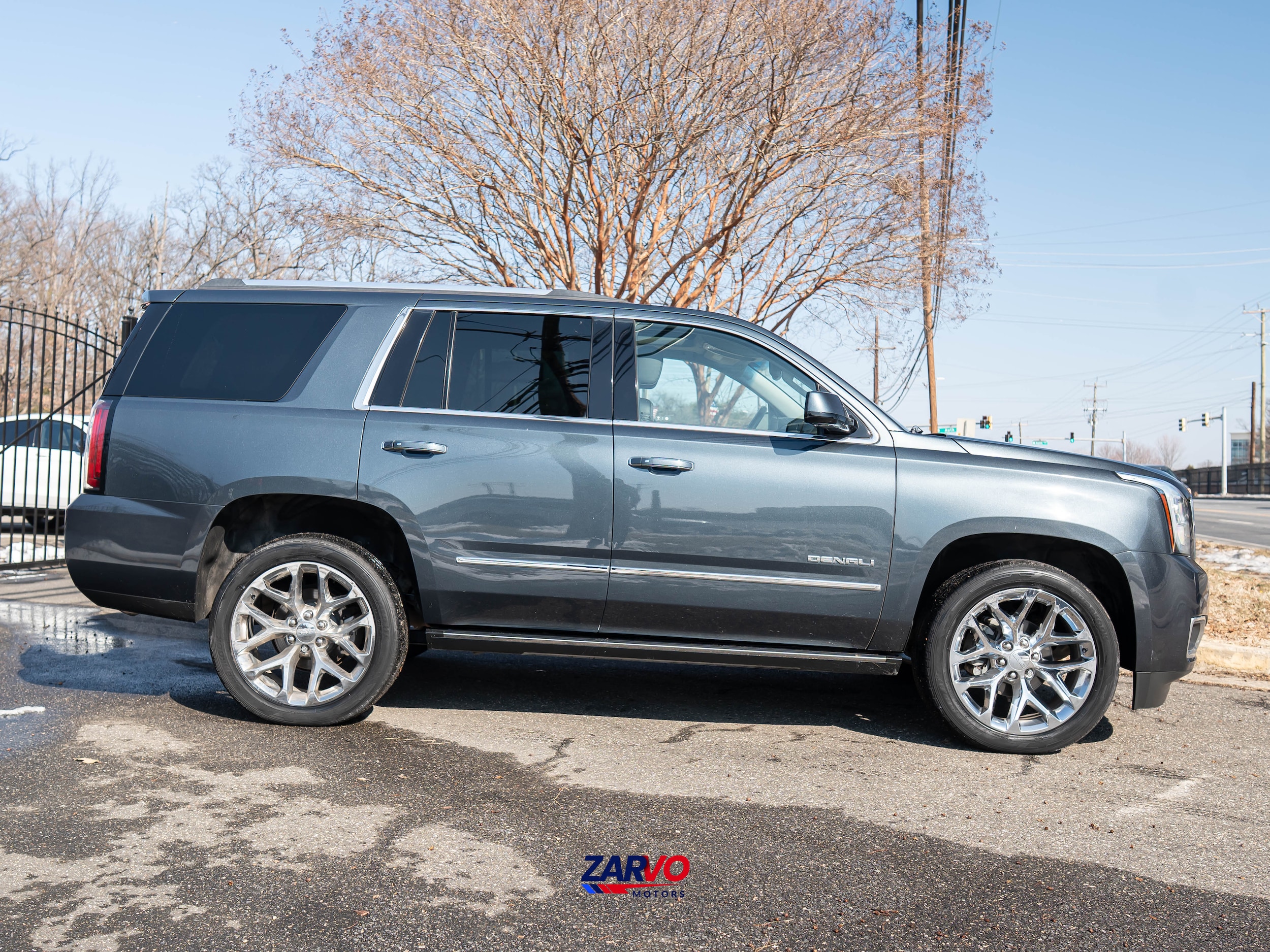 2019 GMC Yukon Denali - Photo 8
