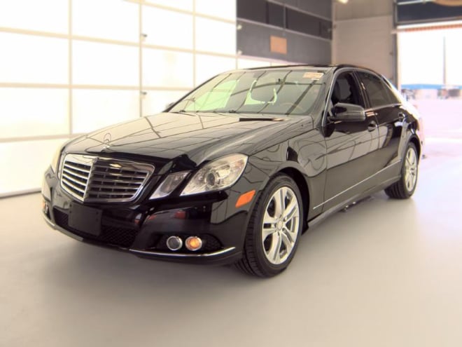 2011 Mercedes-Benz E-Class's photo