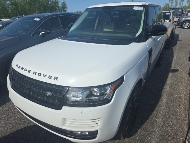2015 Land Rover Range Rover V8 Supercharged's photo