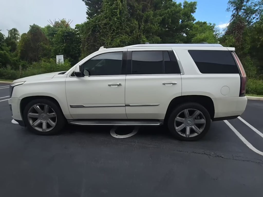 Used 2015 CADILLAC Escalade Premium SUV