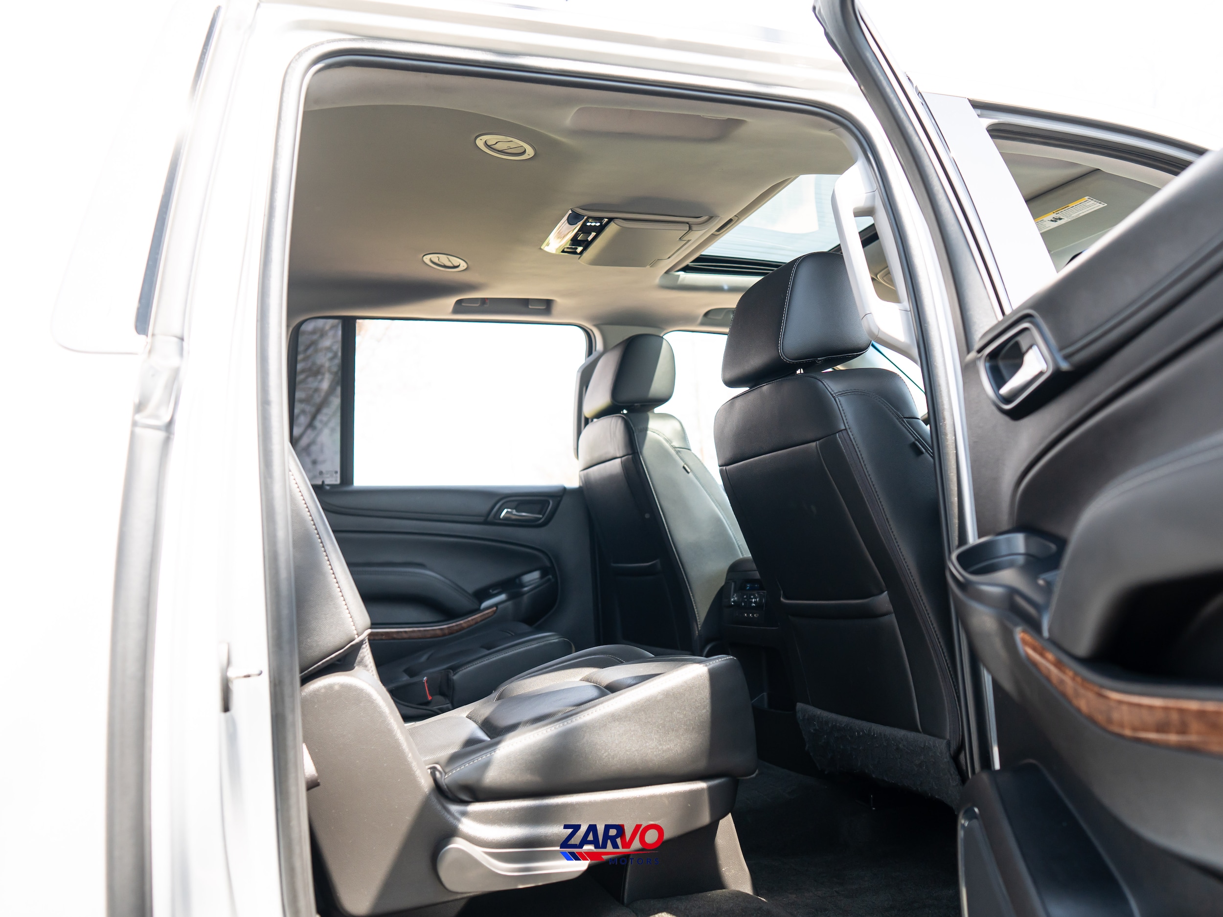 2017 Chevrolet Suburban Premier - Photo 19