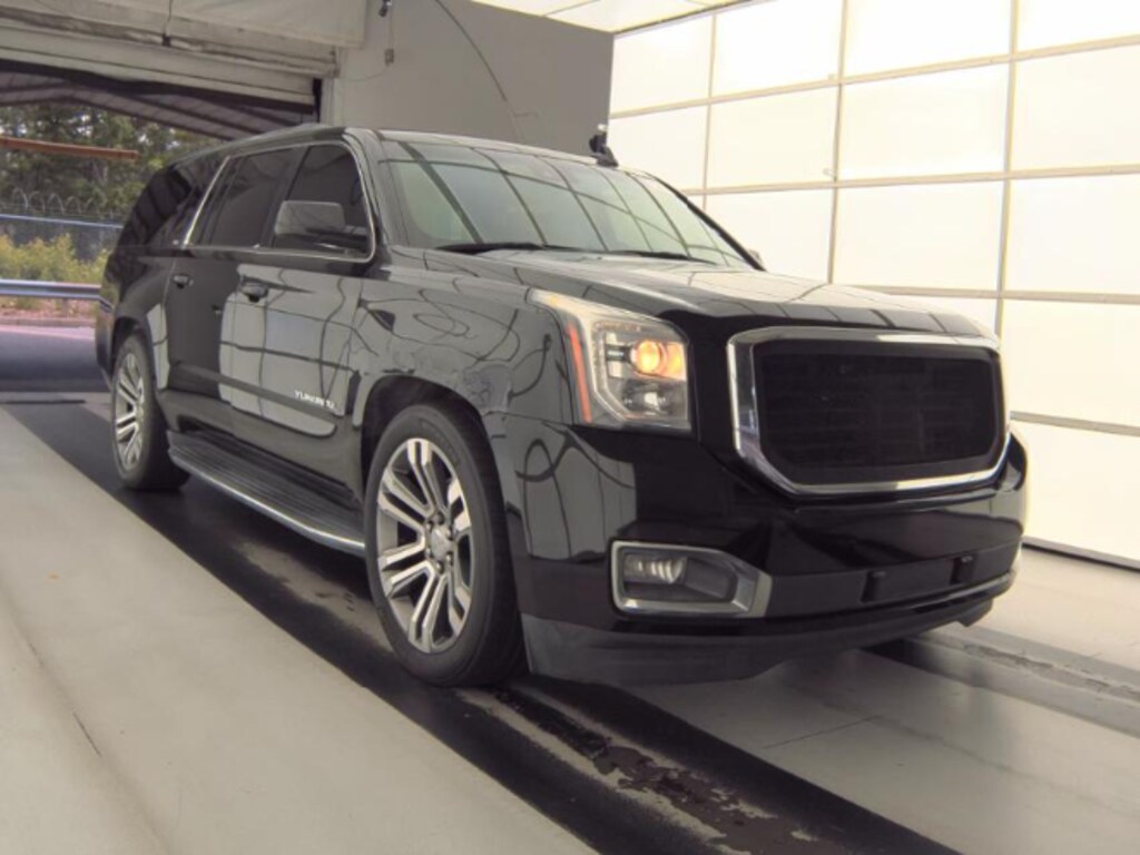 Used 2018 GMC Yukon XL SLT SUV