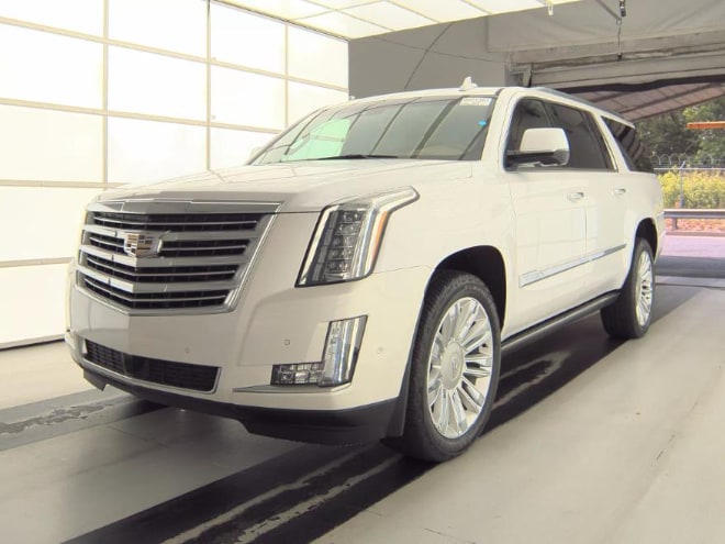 2017 Cadillac Escalade ESV 2WD Platinum's photo