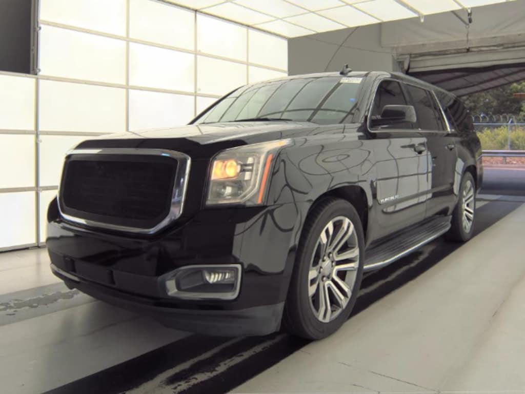 Used 2018 GMC Yukon XL SLT SUV