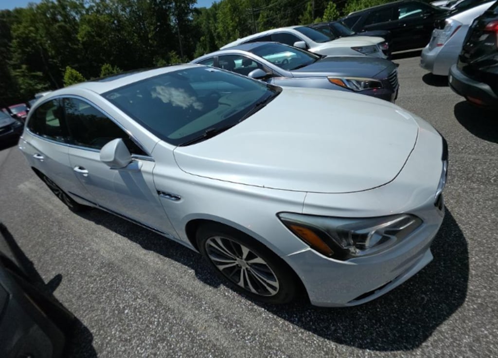 Used 2018 Buick LaCrosse Essence Sedan