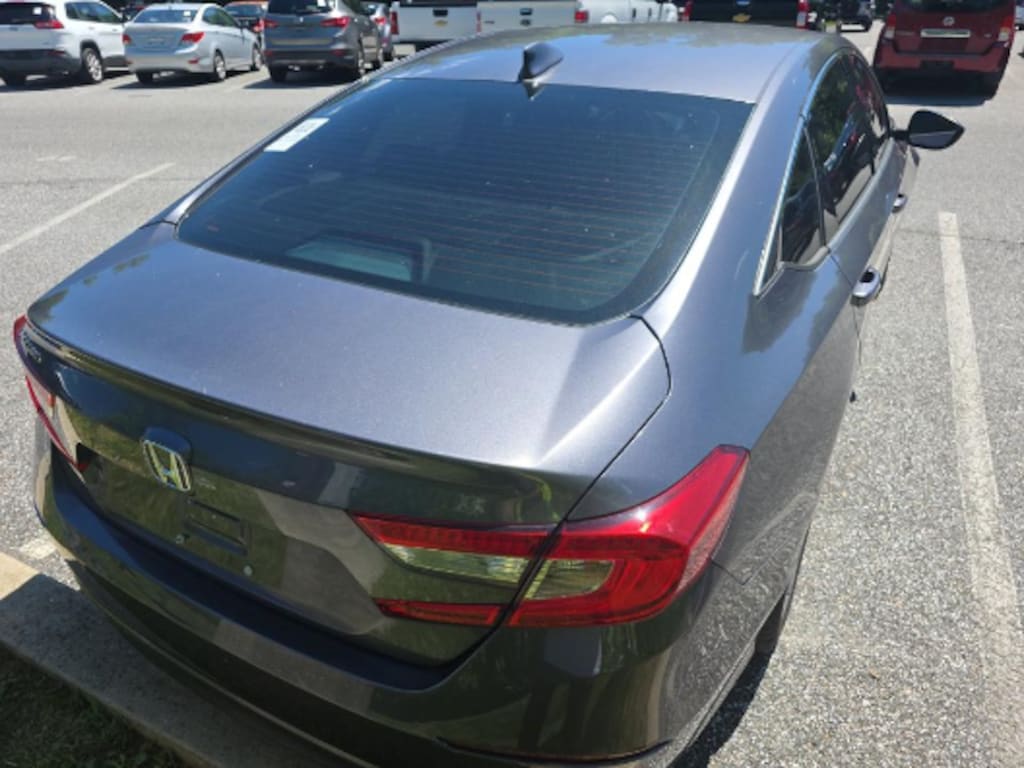 Used 2018 Honda Accord LX Sedan