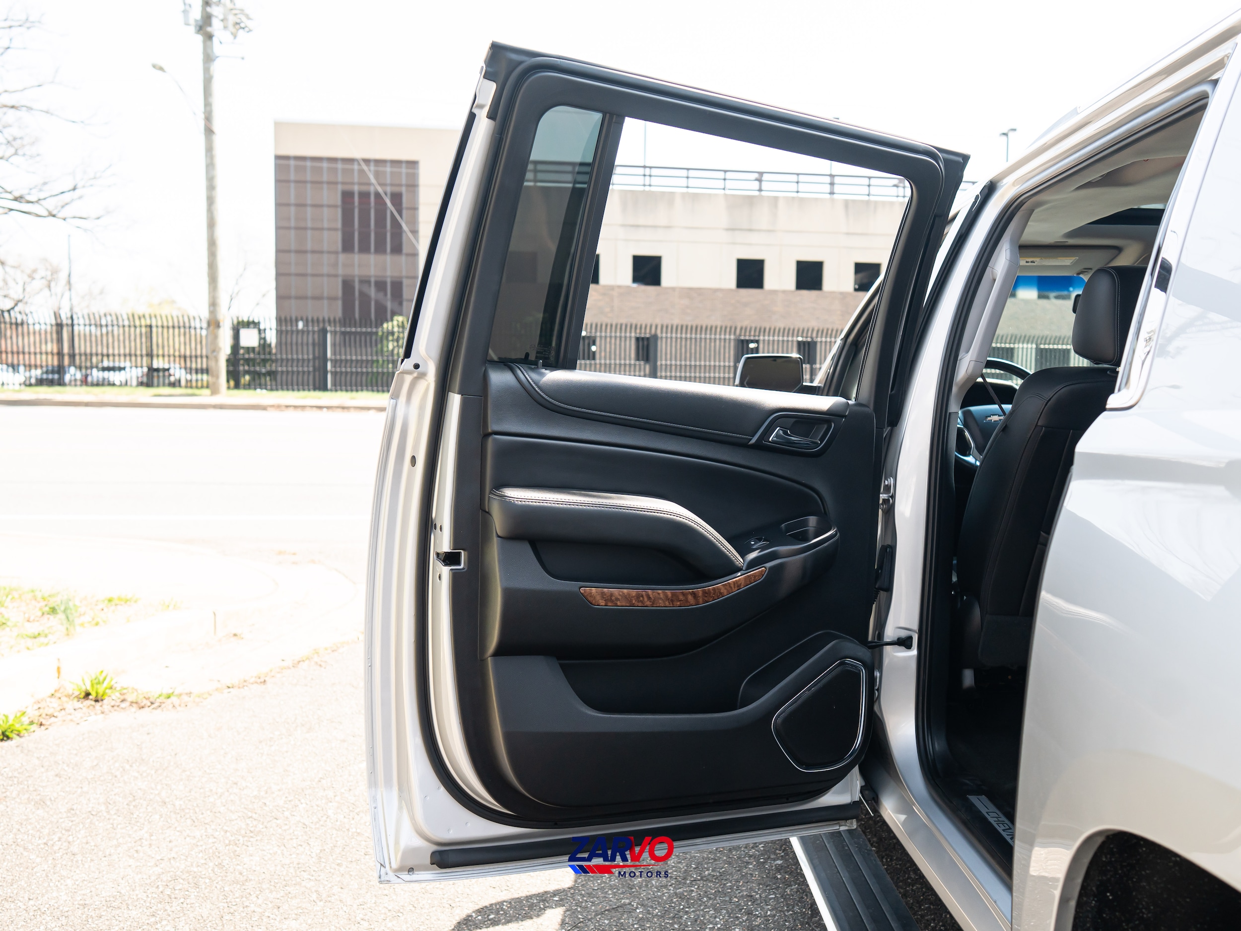 2017 Chevrolet Suburban Premier - Photo 47