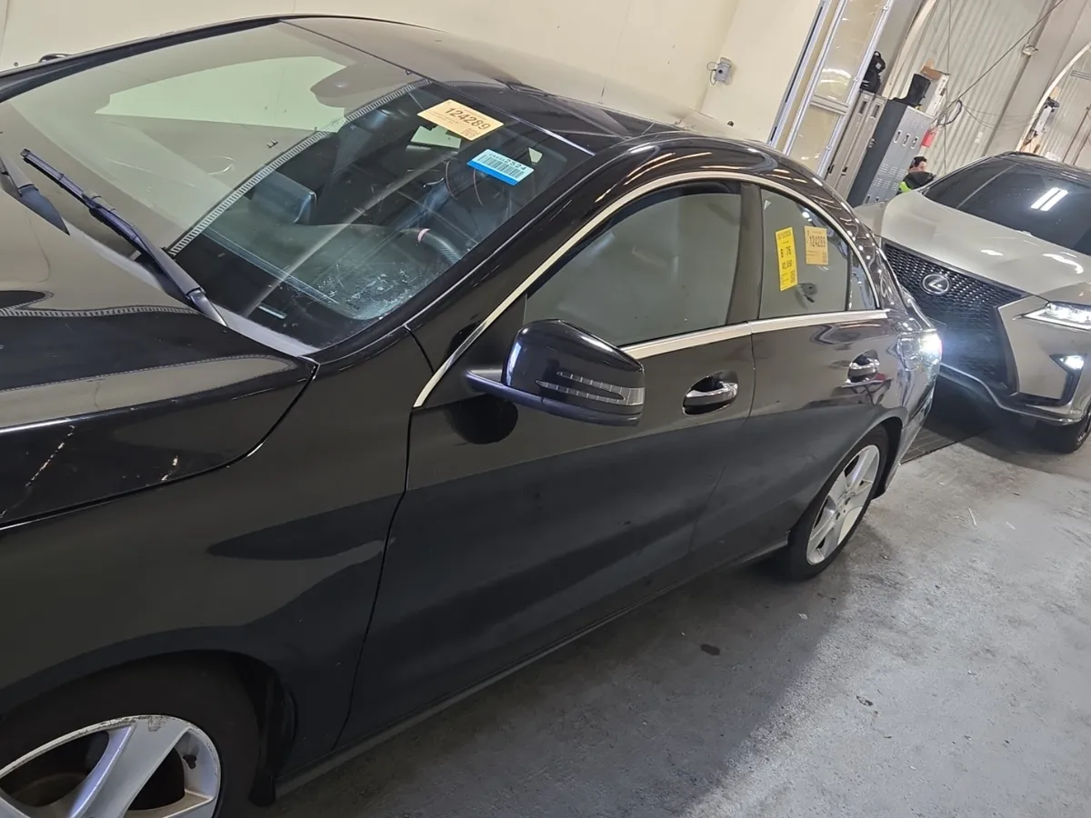  Mercedes-Benz CLA 250