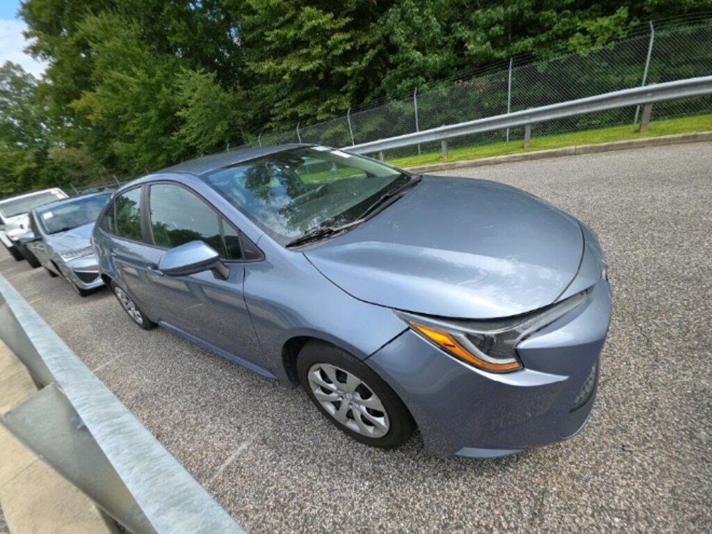 Used 2022 Toyota Corolla LE Sedan