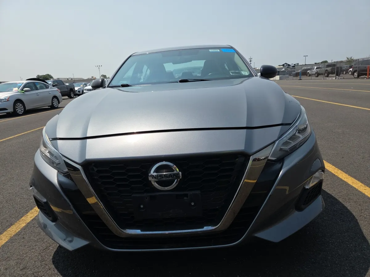 Used 2019 Nissan Altima 2.5 SR Sedan