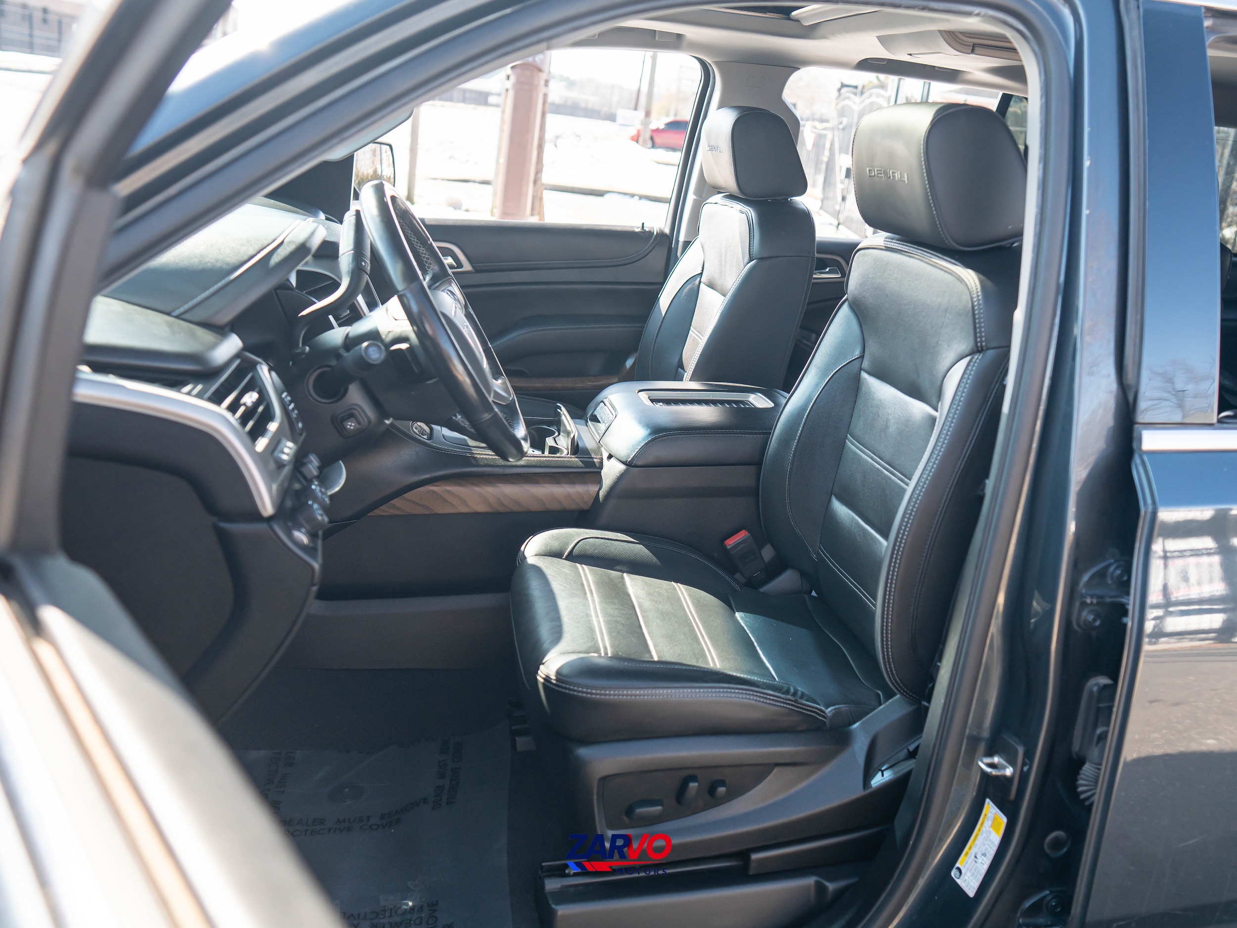 2019 GMC Yukon Denali - Photo 16