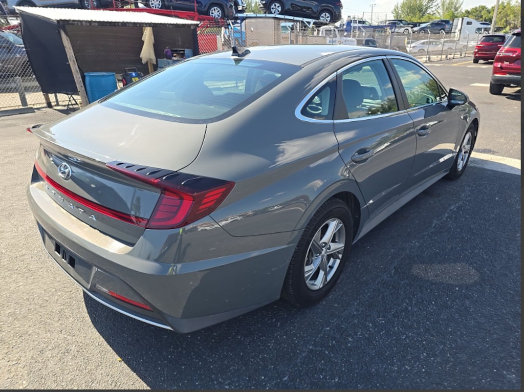 Used 2021 Hyundai Sonata SE Sedan