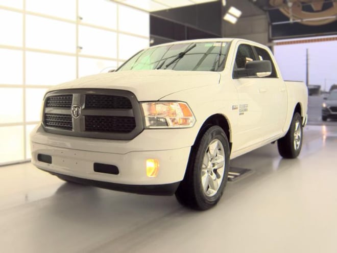 2019 RAM 1500 Classic Big Horn 4x4 Crew Cab 5'7's photo