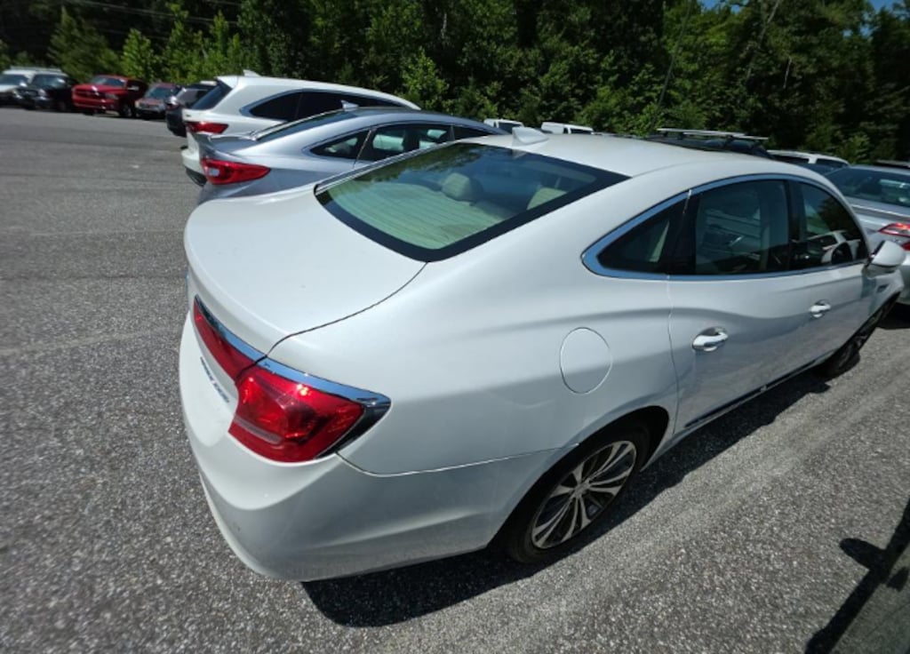Used 2018 Buick LaCrosse Essence Sedan