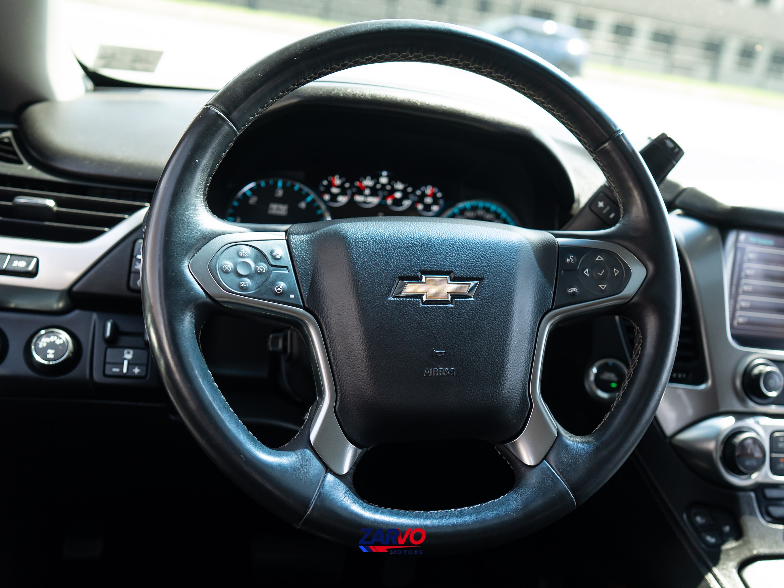 2017 Chevrolet Suburban Premier - Photo 25