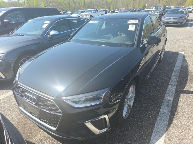 2020 Audi A4 45 quattro S tronic Premium's photo
