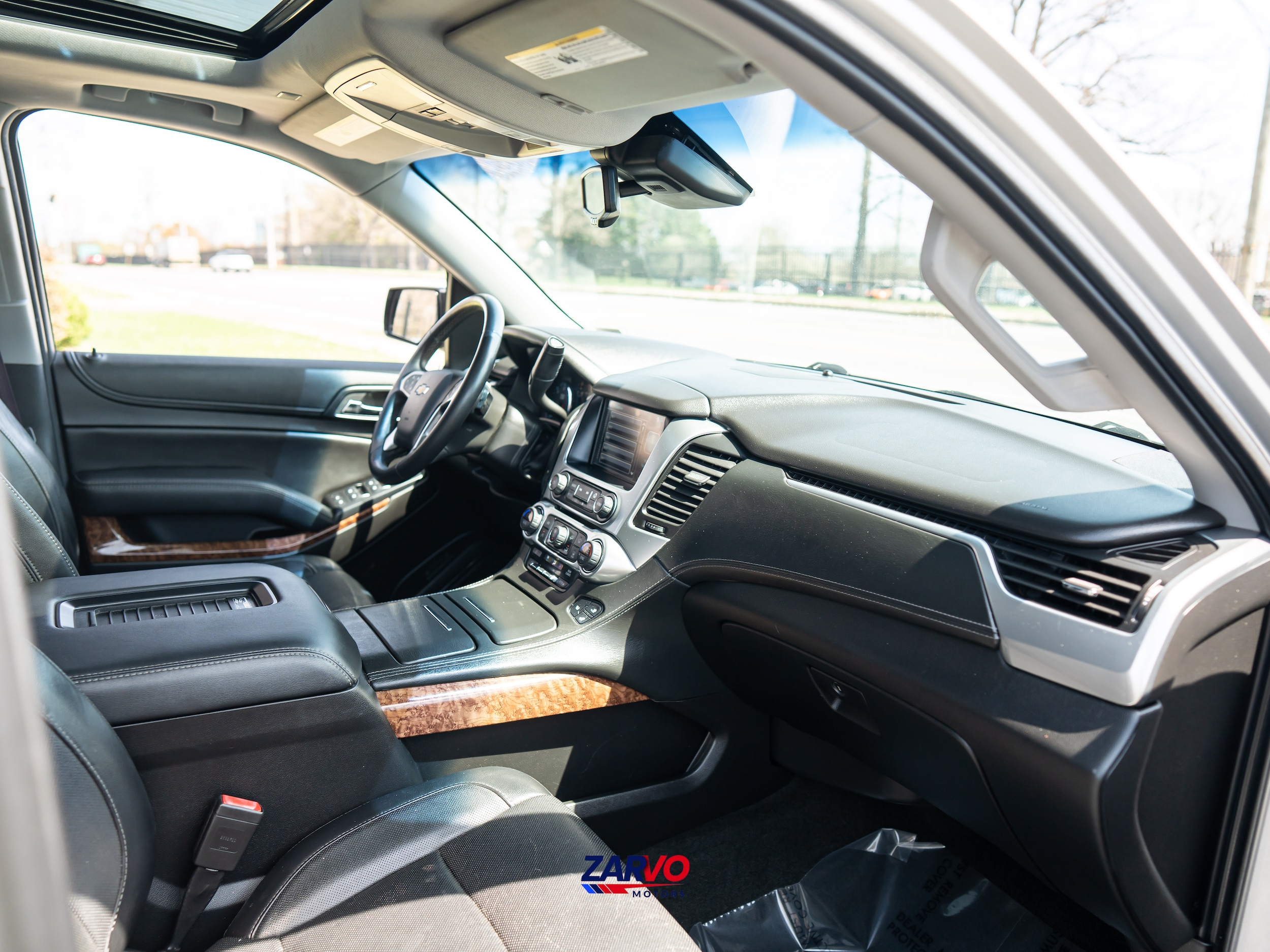 2017 Chevrolet Suburban Premier - Photo 15