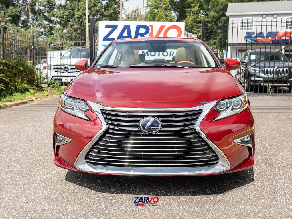 Used 2018 Lexus ES 300h Sedan