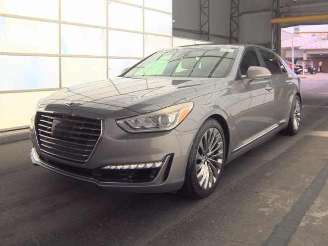 2018 Genesis G90 5.0 Ultimate's photo