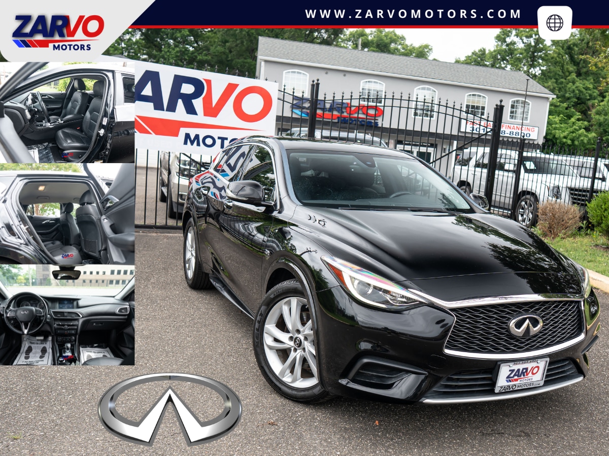 2018 INFINITI QX30 Luxury's photo