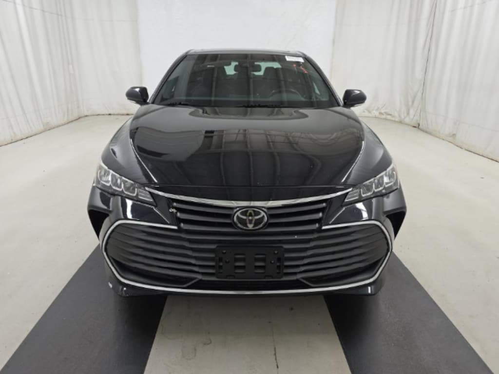 Used 2021 Toyota Avalon XLE Sedan