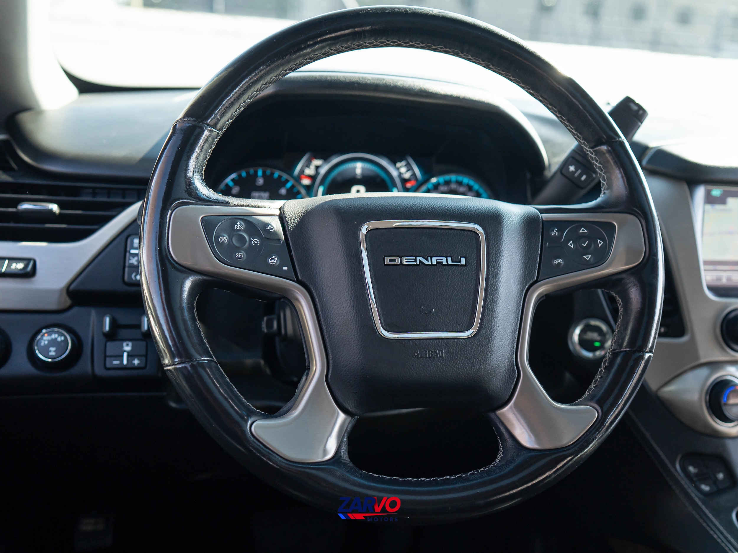 2019 GMC Yukon Denali - Photo 25