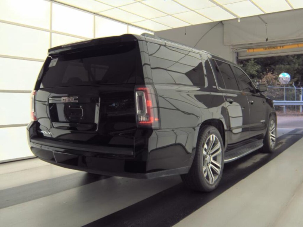 Used 2018 GMC Yukon XL SLT SUV