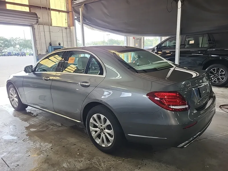 Used 2018 Mercedes-Benz E 300 4MATIC Sedan
