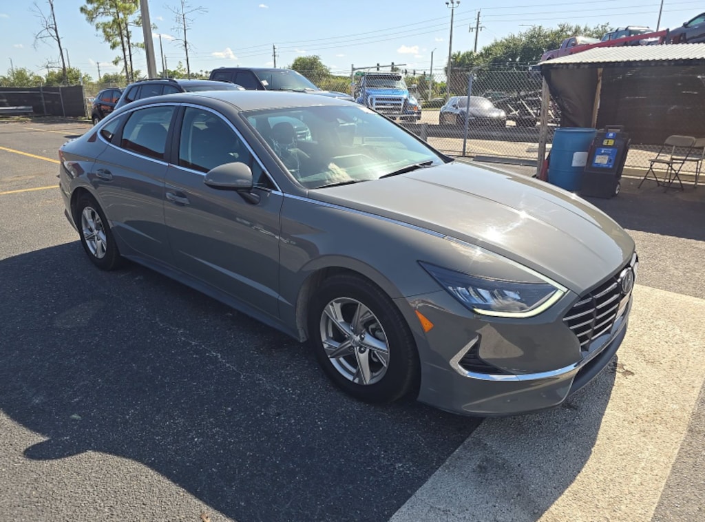 Used 2021 Hyundai Sonata SE Sedan