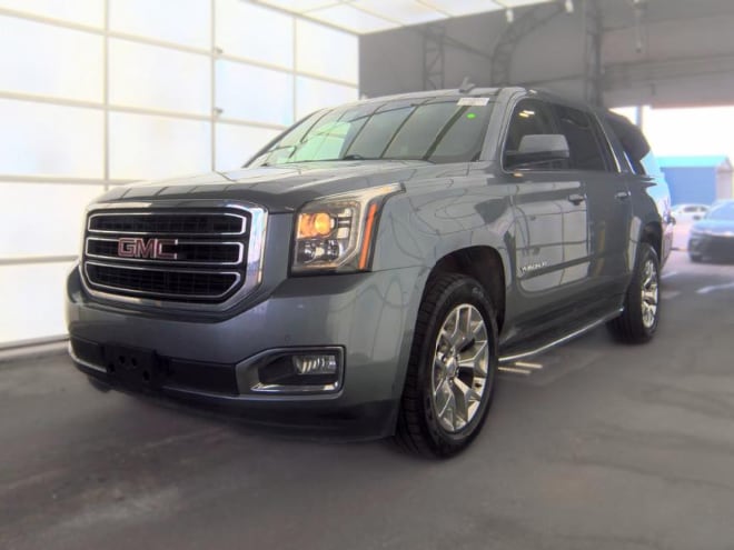 2019 GMC Yukon 4WD SLE's photo