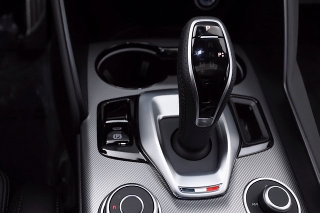 2022 Alfa Romeo Giulia Ti Veloce - Photo 29