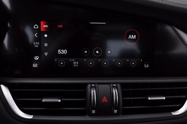 2022 Alfa Romeo Giulia Ti Veloce - Photo 31