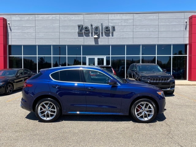 2021 Alfa Romeo Stelvio Ti AWD's photo
