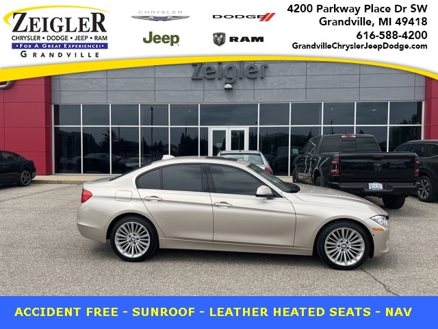 2015 BMW 3 Series 328i's photo