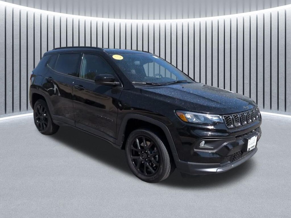 New 2026 Jeep Compass Latitude SUV