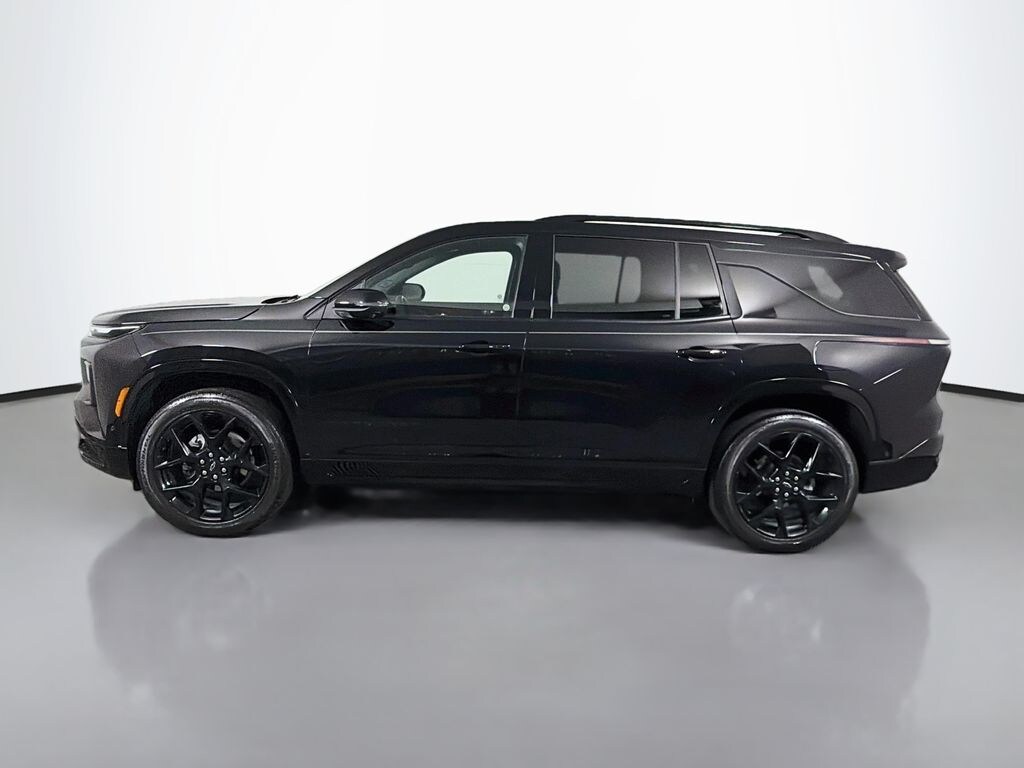 Used 2025 Chevrolet Traverse RS SUV
