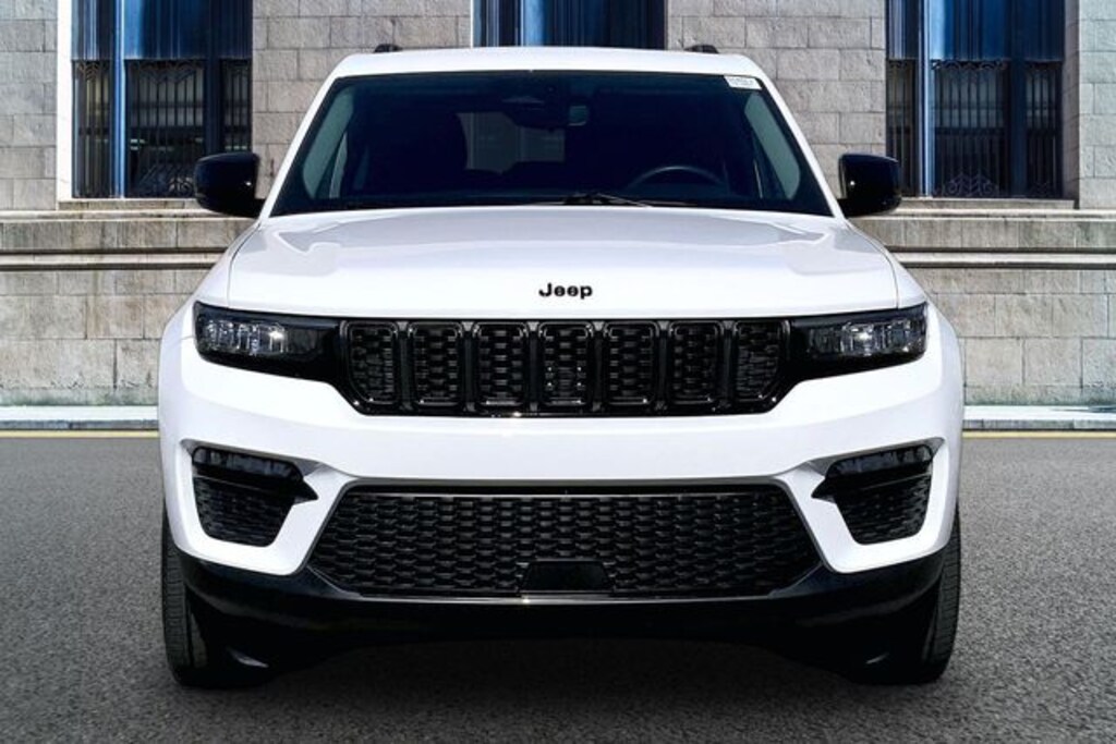 Used 2023 Jeep Grand Cherokee Limited SUV
