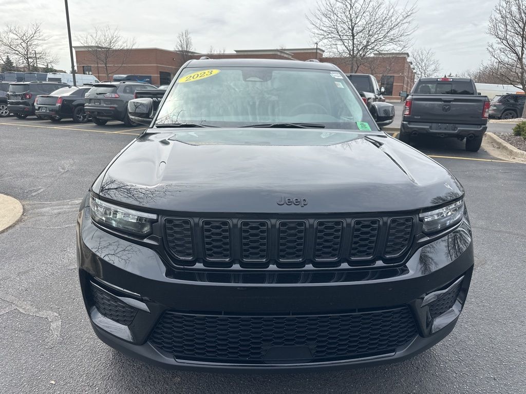 Used 2023 Jeep Grand Cherokee Limited SUV