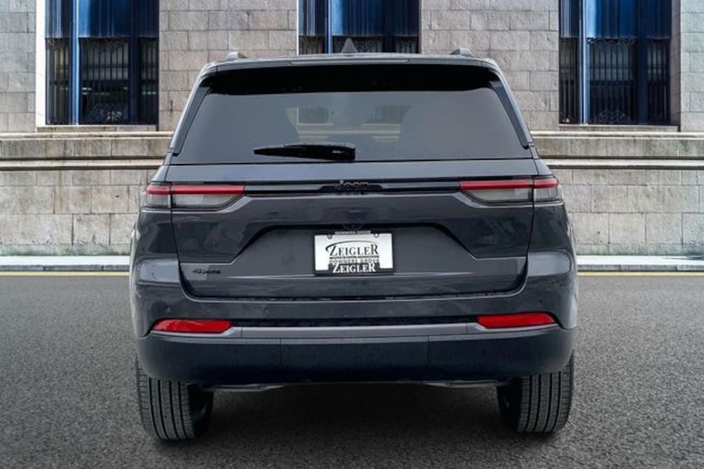 New 2026 Jeep Grand Cherokee Limited SUV