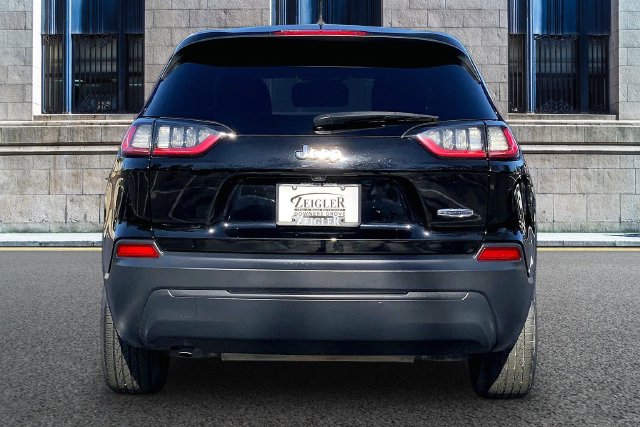 Used 2021 Jeep Cherokee Latitude SUV