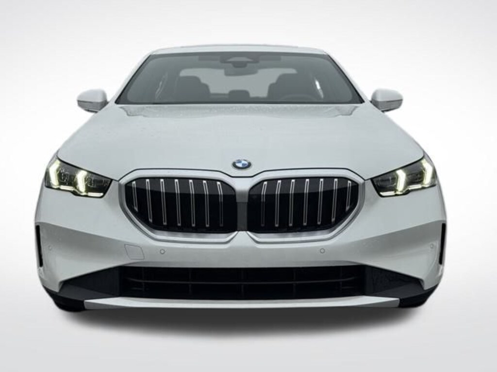 New 2026 BMW 530i xDrive Sedan