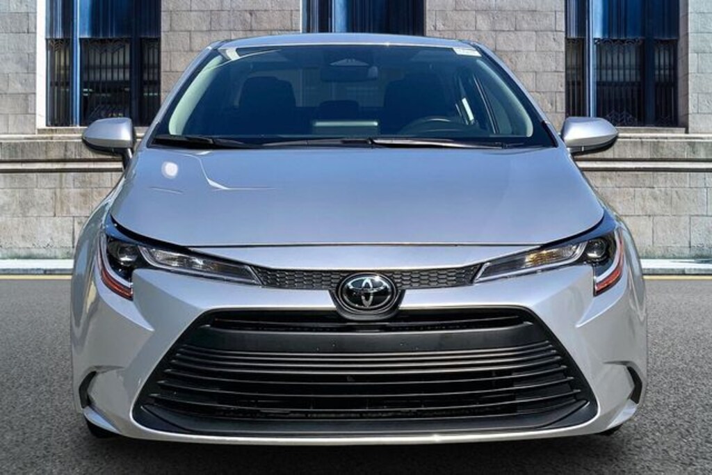 Used 2025 Toyota Corolla LE Sedan