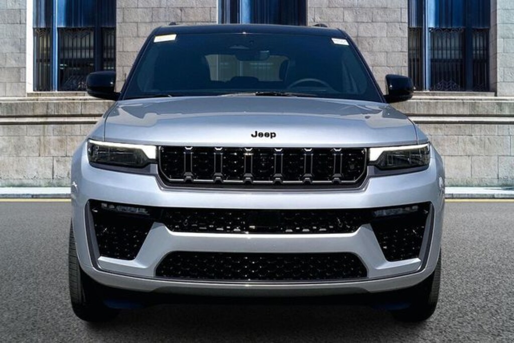 New 2026 Jeep Grand Cherokee Summit SUV