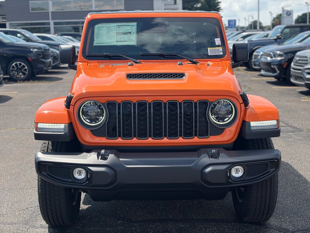 New 2026 Jeep Gladiator Sport Truck Crew Cab