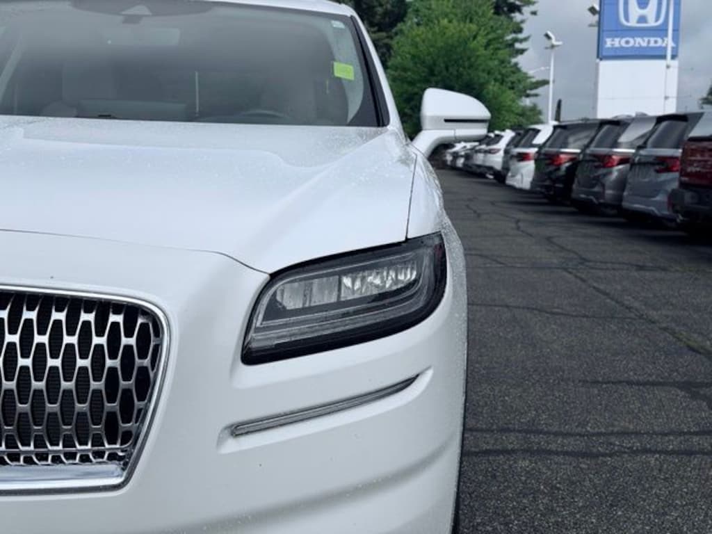 Certified 2023 Lincoln Nautilus Standard SUV