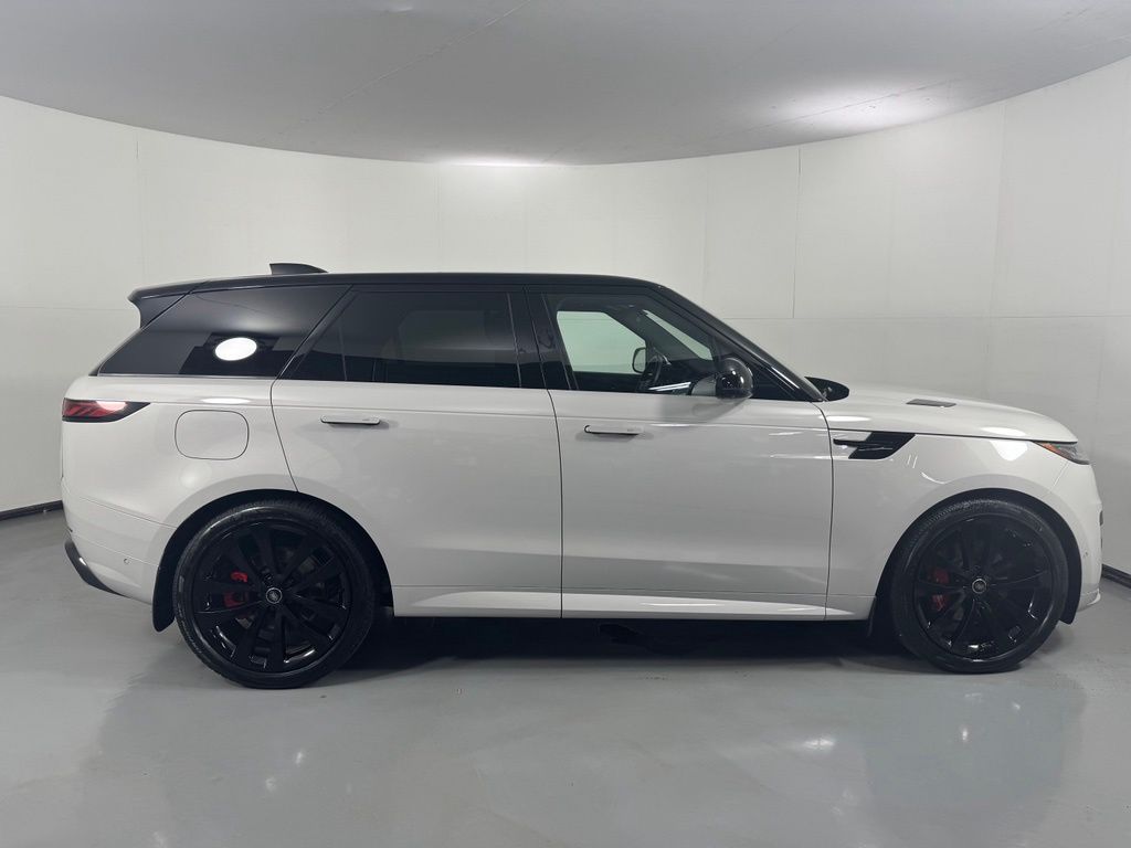 Used 2025 Land Rover Range Rover Sport Dynamic SE SUV