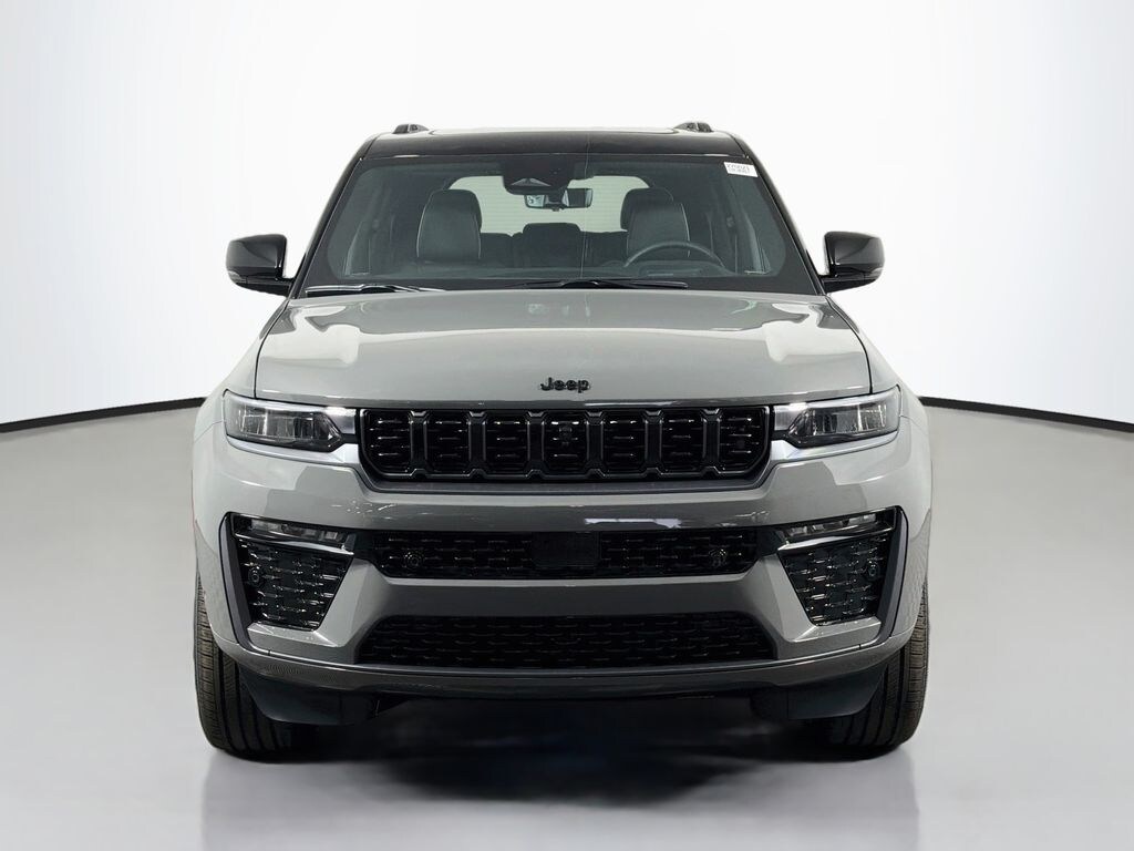 New 2027 Jeep Grand Cherokee Summit SUV