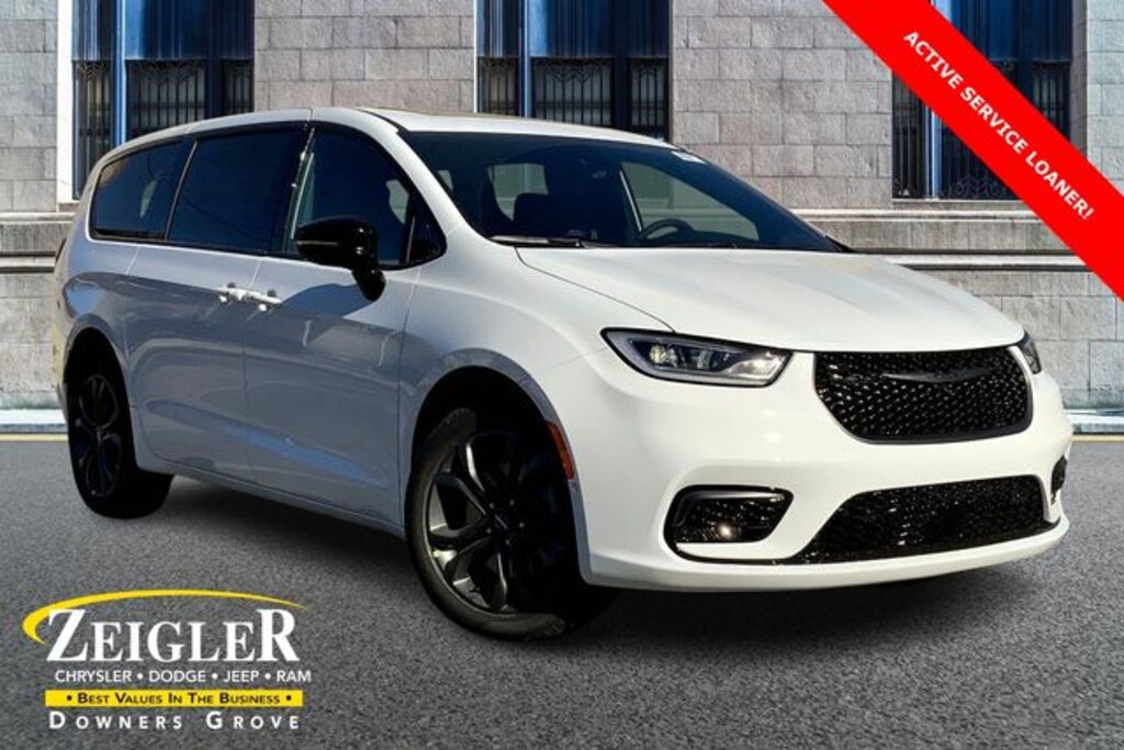 New 2026 Chrysler Pacifica Select Van Passenger Van