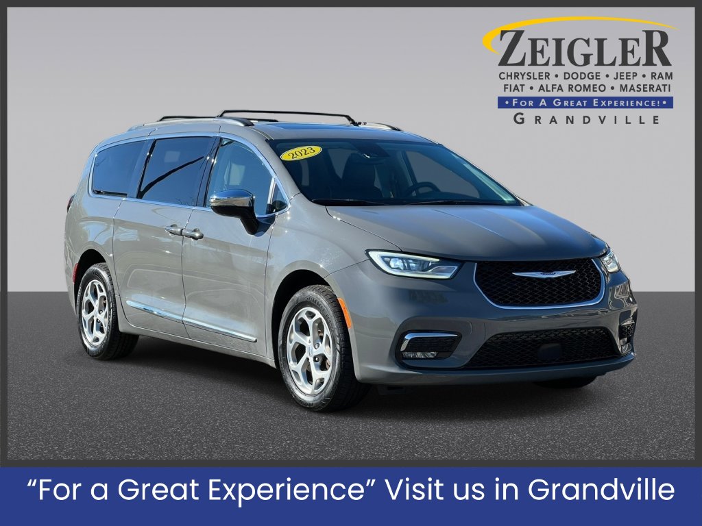 Certified 2023 Chrysler Pacifica Limited Minivan/Van