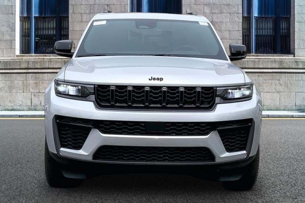 New 2026 Jeep Grand Cherokee L Laredo SUV